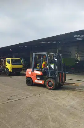 TOYOTA 3 TON ORIGINAL UNIT BELUM REPAINTING TAHUN 2021 FAKTUR READY
