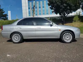 Mitsubishi Lancer 2001 Bensin
