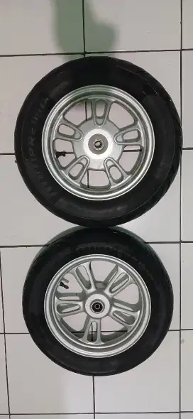 Velg Donat R12 + Ban Aspira Premio Scoopy 2024