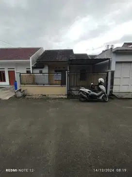 Rumah Murah Berada Di Paling Depan Komplek Rancamanyar Indah