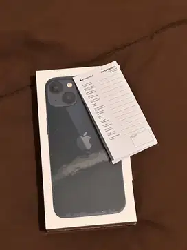 iPhone 13 128 starlight BNIB