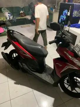 Vario 2015 plat B