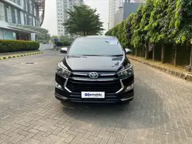 DP 5JT Toyota Kijang Innova 2.0 Q Venturer Bensin-AT 2020 Putih CUOVB