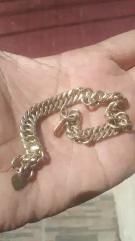 Dijual emas kode 800 ,gelang wanita