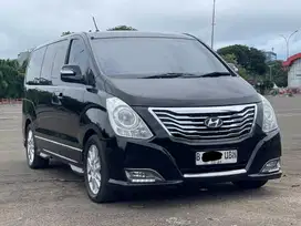 HYUNDAI H1 ROYALE DIESEL 2015 HITAM DIJUAL CEPAT