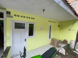 Dikontrakkan/ disewakan 1 unit Rumah / Paviliun.