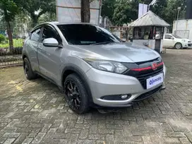 DP 5JT Honda HR-V 1.5 e bensin 2015 Abu CUMGB