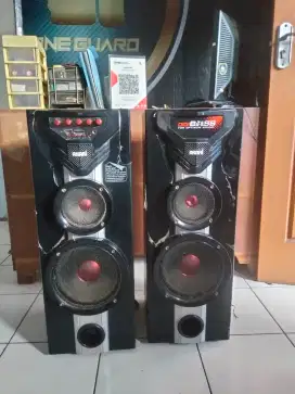 Speaker akari second