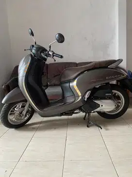 DIJUAL MOTOR SCOOPY TAHUN 2021 KM RENDAH