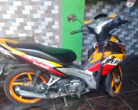 Di jual Honda Blade th 2012