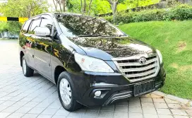 Unit Simpanan Kijang Innova G Diesel Solar 2014/2015 Matic Hitam Tg1