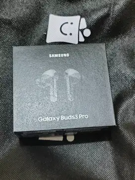 Buka bungkus, samsung galaxy EARBUDS 3 PRO.