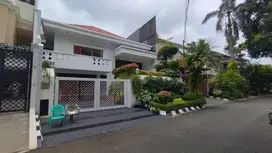 Rumah Pondok Indah 372 m2 ngantong