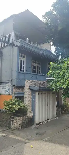 Dijual Rumah Murah Dua lantai di Raya Bambe Driyorejo