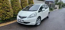 JAZZ S A/T 2010 terawat baik istimewa skl Kredit TDP 16 Jt