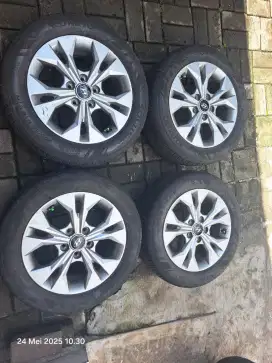 Velg stargazer R16 oem dan ban 70%