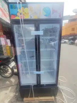 SHOWCASE GEA 2 PINTU, CICILAN DI YESSSCREDIT BUNGA 2% HANYA KTP AJA