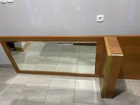 Meja Rias / Meja Salon