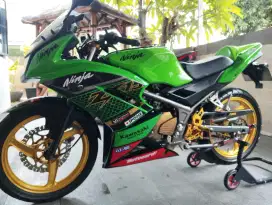 Kawasaki Ninja 150RR tahun 2015