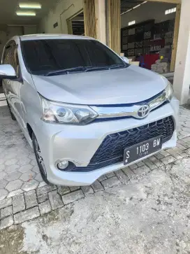 Toyota avanza Velos 2015