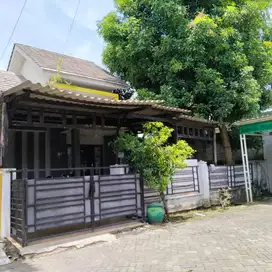 Rumah Grand Semanggi Terawat Siap Huni dekat Raya MERR