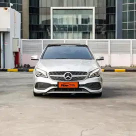 MERCEDEZ CLA200 At 2017