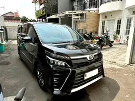 Toyota Voxy 2018 Nama Pertama