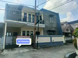 Disewakan rumah 2 lt. , di Pondok Gede bekasi ,Harga murah BU