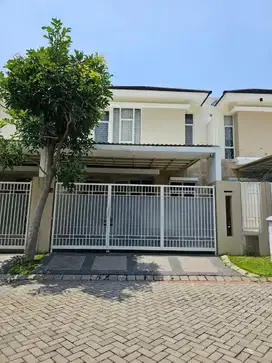 Dijual rumah di griya galaxy dekat raya merr