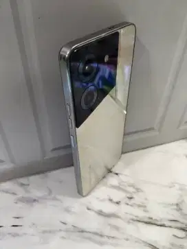 Tecno pova 5 8/256GB