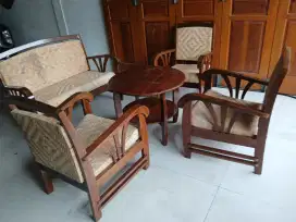 Kursi Sedan Rotan Jadul Antik