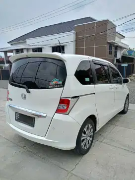 Honda FREED PSD 2012 Putih