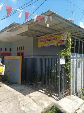 Dikontrakan Rumah