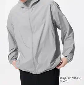 Jaket Parka Saku Proteksi Sinar UV (Water-Repellent)