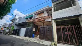 Dijual Rumah siap Huni 2 lantai di Komplek Abadi Duren Sawit Jak-Tim