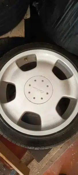 Velg Mercy Lorinzer D93 / R 18 + Ban