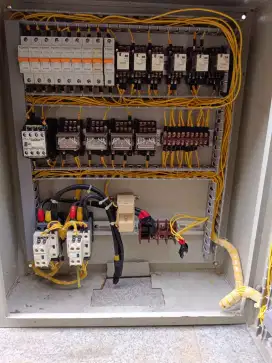 panel listrik / generator datakom dkg 207