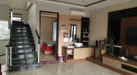 Barang Langka!! Sudirman Town House Semi Furnished