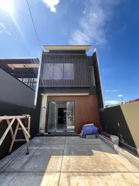 Rumah 2 lantai murah mewah di Jatiasih Bekasi