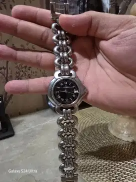 Jam Fendi 1600G