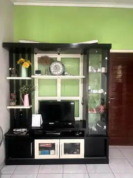 Lemari bufet tv minimalis