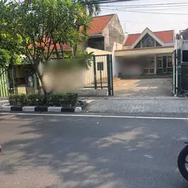 Rumah Yos Sudarso Sidoarjo