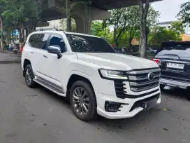 Land cruiser 300 VXR ( LC300 Landcruiser Vxr )