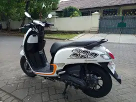 Honda scoopy eco fi iss putih tahun 2017