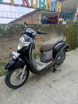 Honda scoopy tahun 2019 pajak panjang mesin adem siap