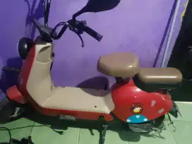 Sepeda Listrik Uwinfly RF7