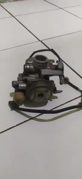 Karburator dan aki motobait masih baru belom dipake
