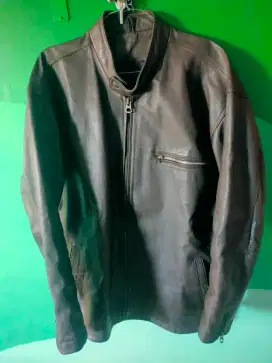 Jaket kulit asli warna coklat tua