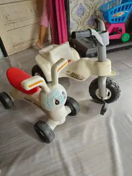 Sepeda anak balita