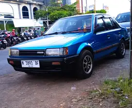 Mazda 323 1986 Bensin